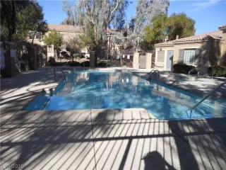 Photo #1: 2130917 Listing