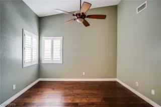 Photo #2: 2130961 Listing 