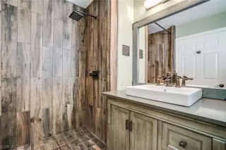 Photo #3: 2130961 Listing 