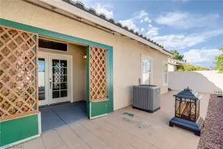 Photo #4: 2130961 Listing 