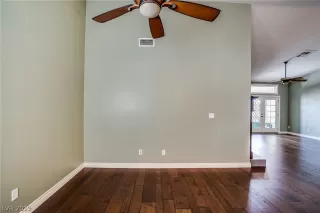 Photo #6: 2130961 Listing 