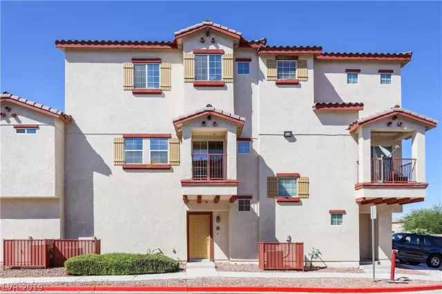 MLS: 2130970 Condo For Sale