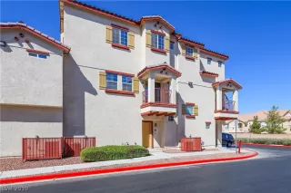 Photo #2: 2130970 Listing