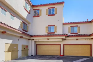 Photo #4: 2130970 Listing