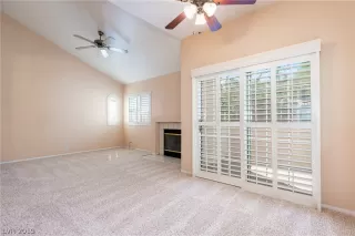 Photo #3: 2130994 Listing