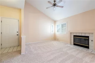 Photo #4: 2130994 Listing