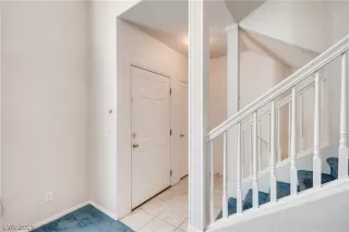 Photo #3: 2131034 Listing