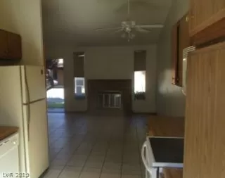 Photo #4: 2131165 Listing