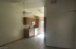 Photo #5: 2131165 Listing