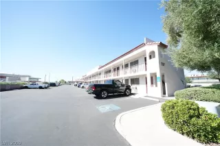 Photo #1: 2131236 Listing