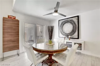 Photo #3: 2131308 Listing