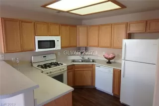 Photo #3: 2131347 Listing 