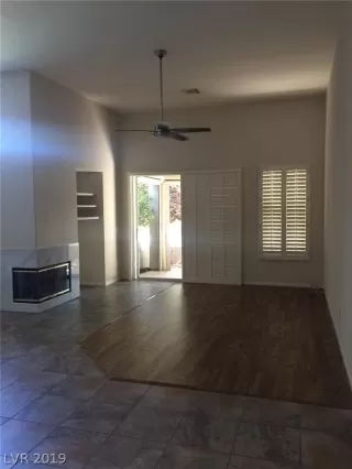 Photo #6: 2131360 Listing 