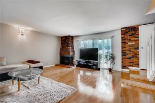 Photo #6: 2131435 Listing