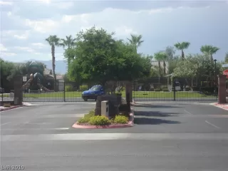 Photo #1: 2131453 Listing 