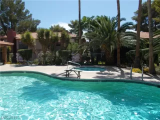 Photo #1: 2131494 Listing 