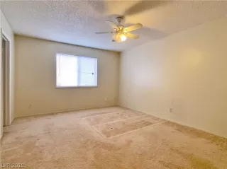 Photo #4: 2131563 Listing 