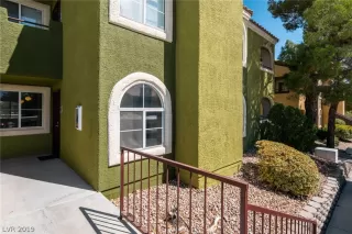 Photo #1: 2131572 Listing 