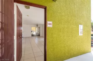 Photo #3: 2131572 Listing 