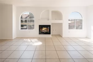 Photo #6: 2131572 Listing 