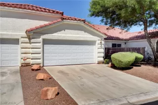 Photo #2: 2131593 Listing 
