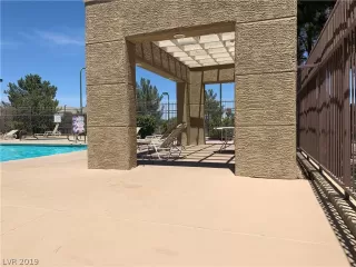 Photo #6: 2131596 Listing 