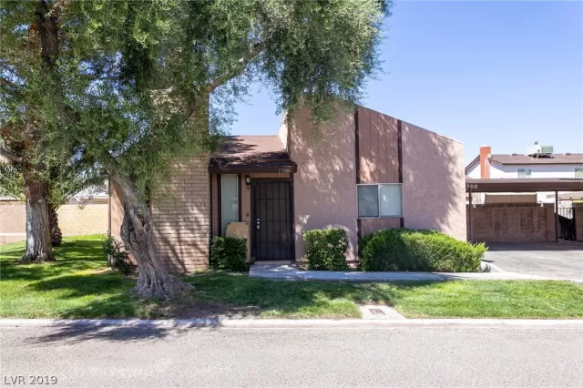 MLS: 2131718 Condo For Sale