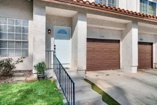 Photo #2: 2131719 Listing