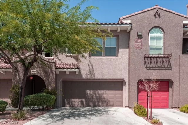 MLS: 2131722 Condo For Sale