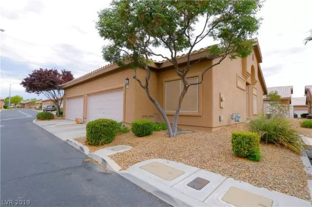 MLS: 2131724 Condo For Sale