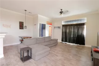 Photo #4: 2131724 Listing