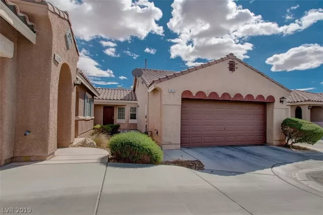 MLS: 2131837 Condo For Sale