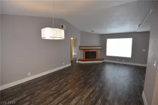 Photo #2: 2131875 Listing