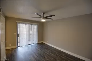 Photo #5: 2131875 Listing