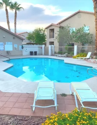 Photo #1: 2131899 Listing 