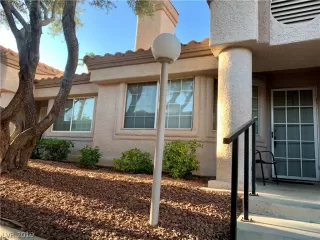 Photo #1: 2132902 Listing