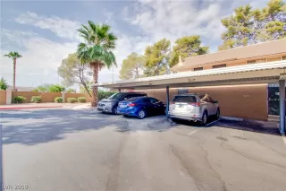 Photo #2: 2132903 Listing