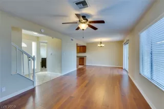 Photo #6: 2132905 Listing 