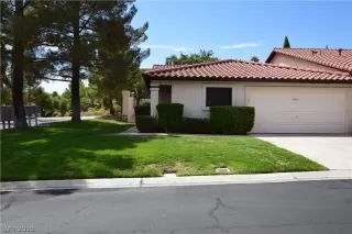 Photo #2: 2132909 Listing