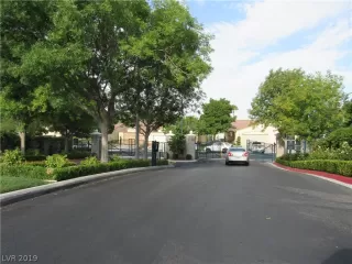 Photo #1: 2132947 Listing 