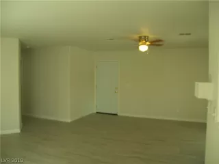 Photo #3: 2132964 Listing