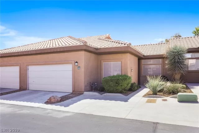 MLS: 2132977 Condo For Sale