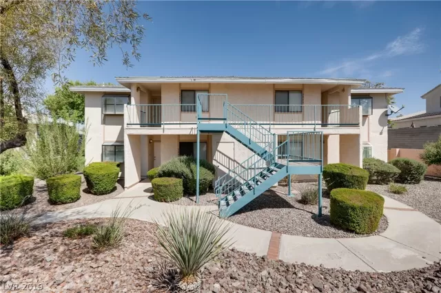 MLS: 2132994 Condo For Sale