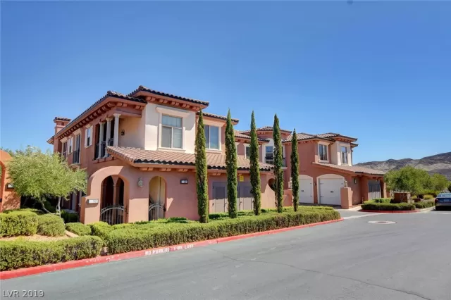 MLS: 2133093 Condo For Sale