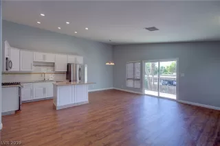 Photo #1: 2133171 Listing 