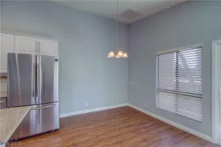 Photo #2: 2133171 Listing 