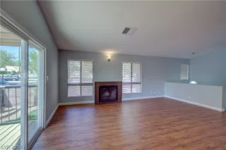 Photo #3: 2133171 Listing 