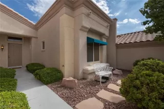 Photo #2: 2133190 Listing 