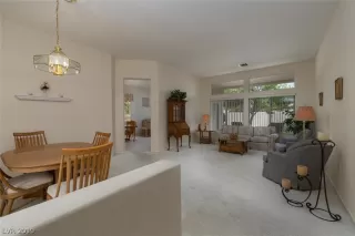 Photo #3: 2133190 Listing 