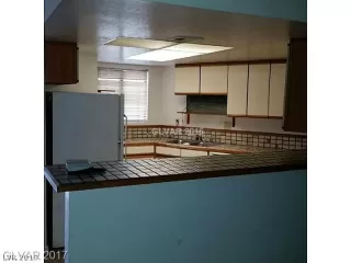 Photo #3: 2133271 Listing 